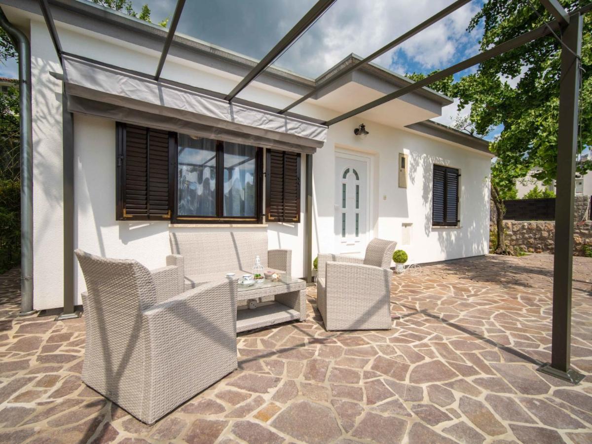 Holiday Home Erminia By Interhome Lovran Exterior photo